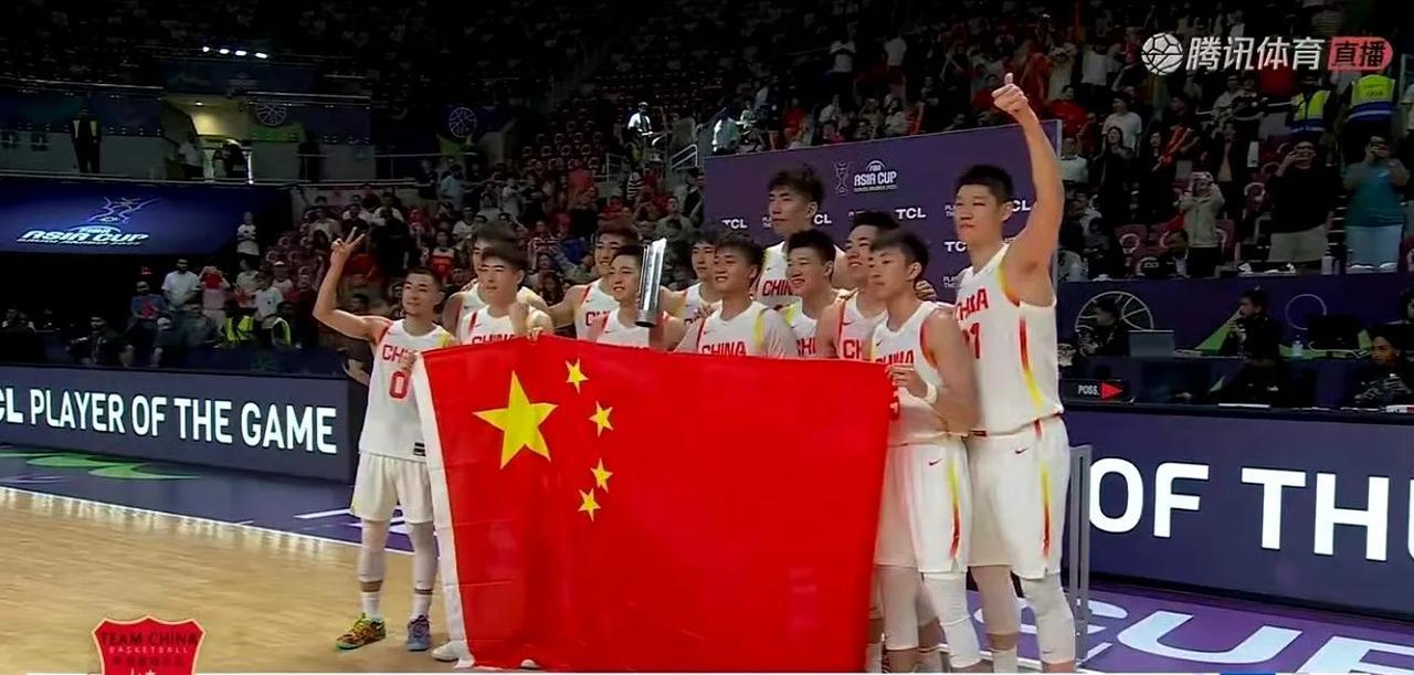 缺少多个主力，中国男篮时隔10年再进亚洲杯决赛！只因为主帅有点石成金的魔法，郭士