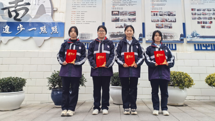 西安临潼四学子暖心救助获赞誉