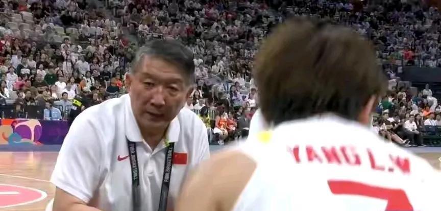 输日本9分，却输在三分差30分！
再不做外线升级，巴黎门票就悬了
昨晚亚洲杯半决