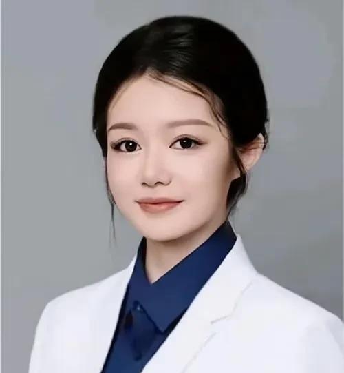 顶尖医科大学博士学历，堪比古代进士了，贾宝玉那么牛的背景，连个秀才都不是，感慨董