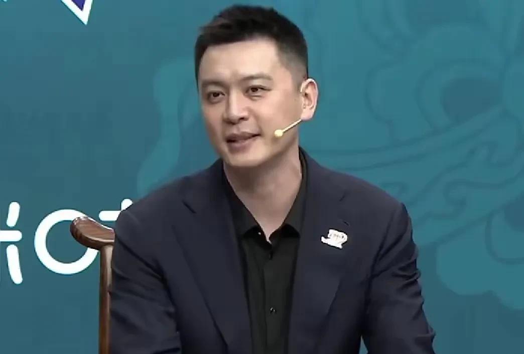 郭艾伦被误解了！  



这并非空穴来风，而是源于广州一位体育记者的爆料：郭艾