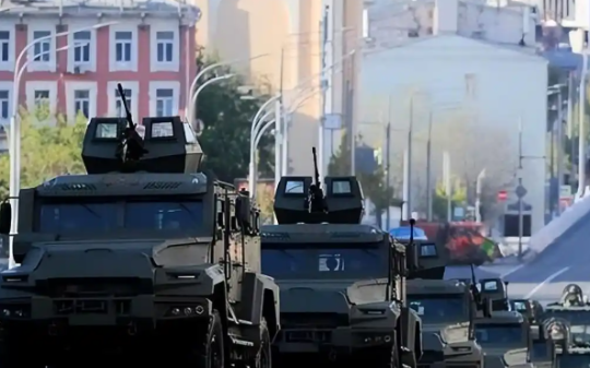 如果国家进入战备状态，咱们普通人千万别慌，必须牢记本文的生存指南，关键时刻能保命…