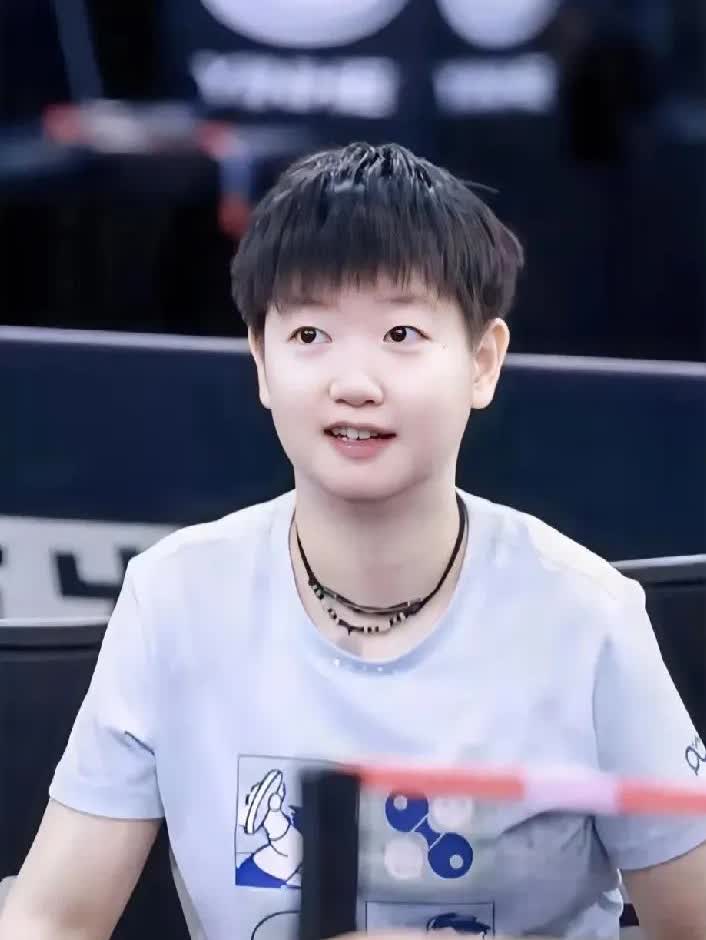 38度高烧打满五局！
原来孙颖莎抵美后出现严重水土不服，
如果不是教练在中美