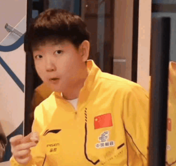 还在为偶像代言破防？
莎莎刚官宣美团代言，就有人放话“再也不用”，结果被网友怼得
