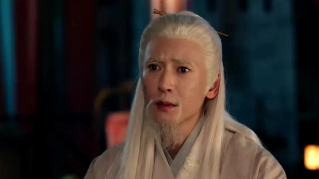 《唐诡3》他身份正邪难辨，白发疯癫藏玄机！演员才貌双全该红了