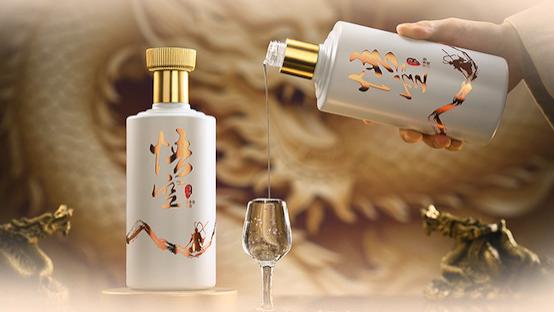 酒仰双璧：悟空酒（黑金版+白金版），以留白韵致解酱香新手惑