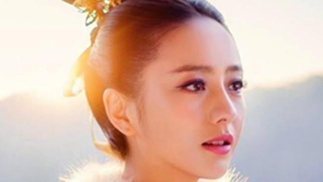 连续12年零点送祝福！陈思诚佟丽娅的'离婚相处指南'有哪些启示？