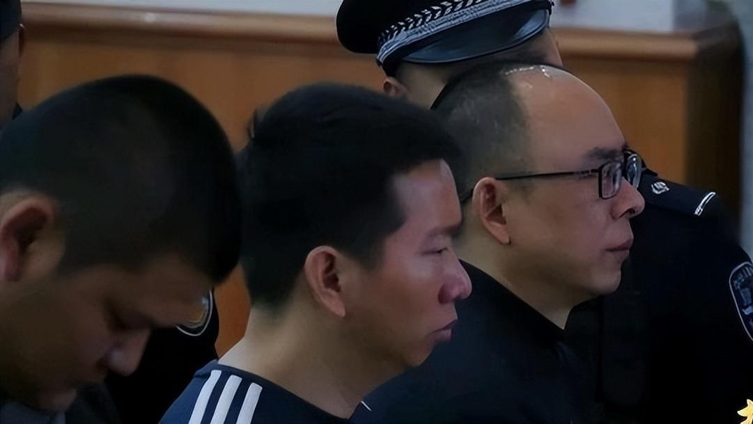 云南黑老大组织200多名妇女卖淫，用天气预报当暗语，还制定KPI？