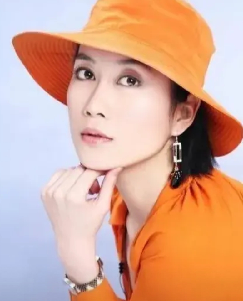 这就是实力演员的底气吧

46岁的温峥嵘说：“我三十多岁的时候一直在演大女主，后
