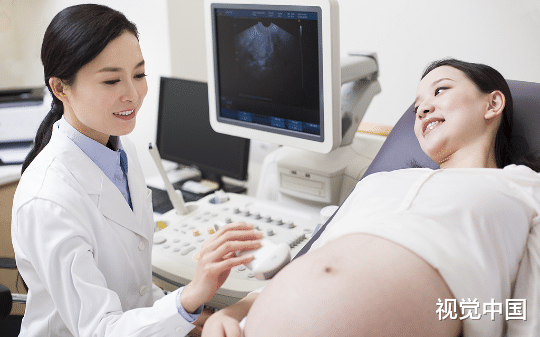 因很难怀孕我受尽委屈，在婆婆怂恿下，我被迫离婚。谁知刚领离婚证，竟查出怀了身孕。