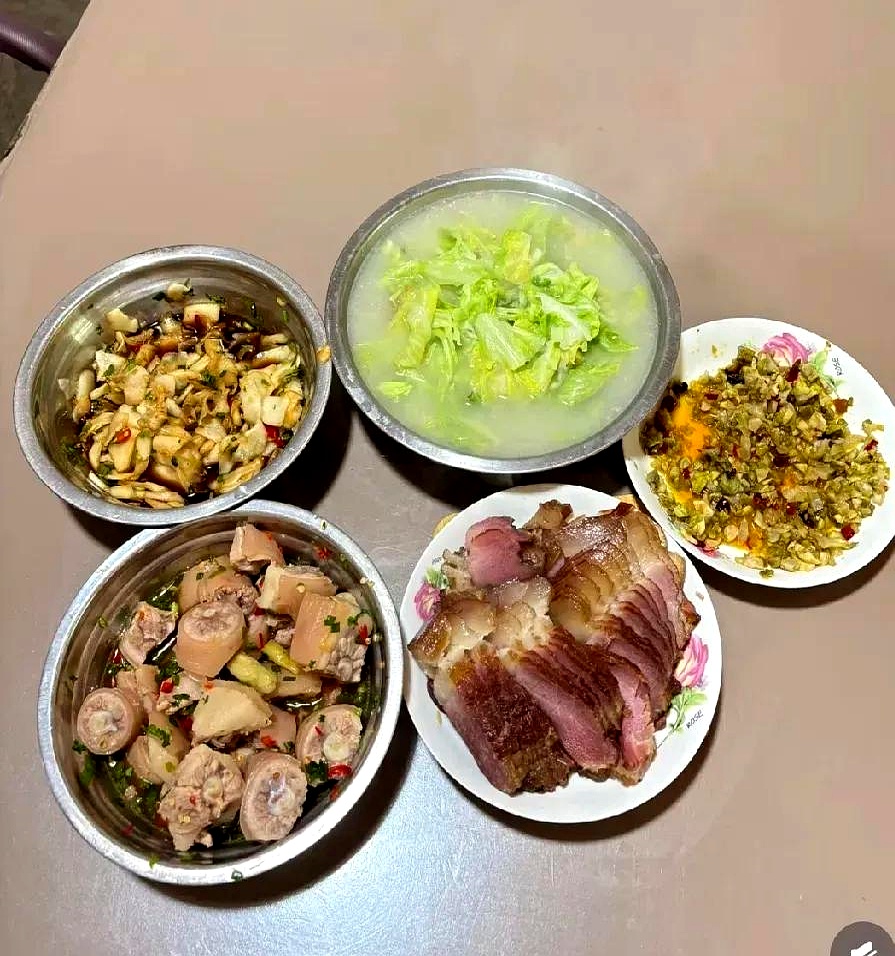 怀孕要工资，这婚还结不结？

小宋怀孕了，老公月入两万，她想要全部工资，老公