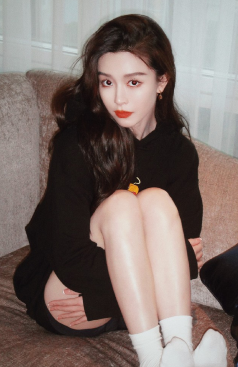 文咏珊的这妆造，你们觉得如何，喜欢吗？