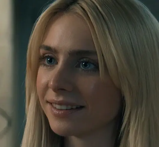  《V世代》是一部衍生自《黑袍纠察队》，以美国唯一一所超级英雄学院为背景的惊险刺