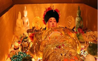 慈禧口中夜明珠：价值8亿，相传可保尸身不腐，如今又在何人之手？