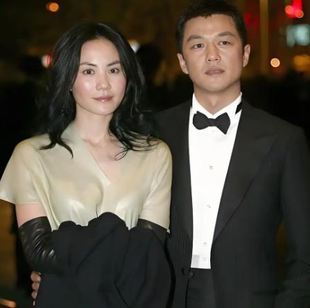 李亚鹏离婚，汪峰躺枪，二人傻傻分不清楚！
李亚鹏离婚了，有网友忍不住好奇，他老婆