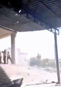 以色列要打叙利亚了











以色列放狠话了，这回可不是闹着玩的！他