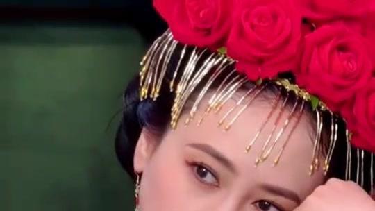 翁虹25年后再扮猫妖：经典重现，魅力依旧