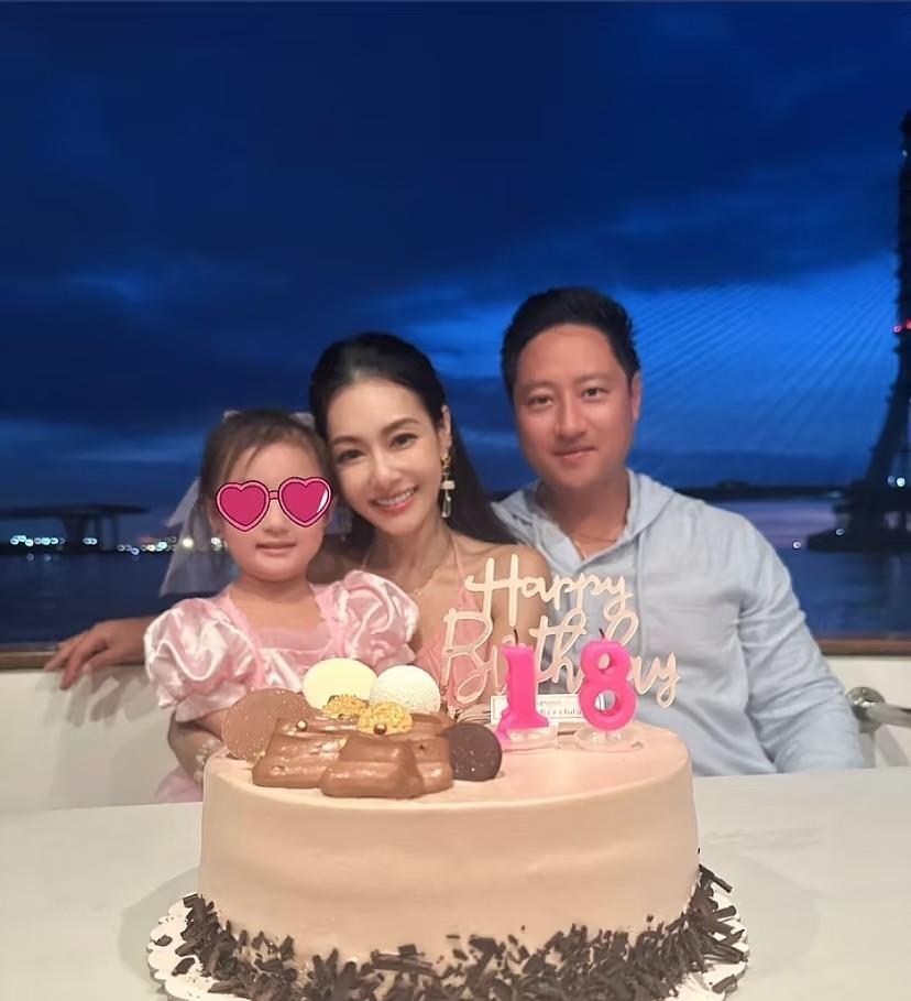 王思佳的老公还没有被曝光是假富豪时，王思佳在节目上可是非常敢说。
王思佳说过她买