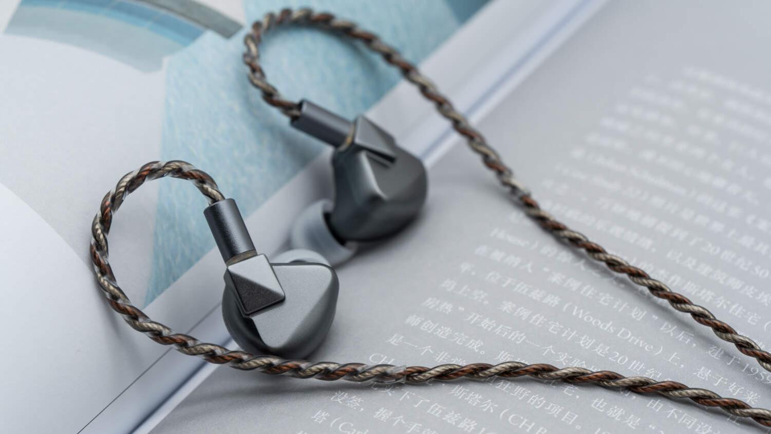 「速评」铄耳S12Ultra：千元内平板入耳的成熟形态