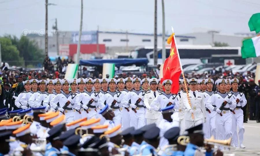 尼日尔离不开中国的，不要看现在蹦的高，得罪中国，后果也很严重的。
尼日尔做了几件
