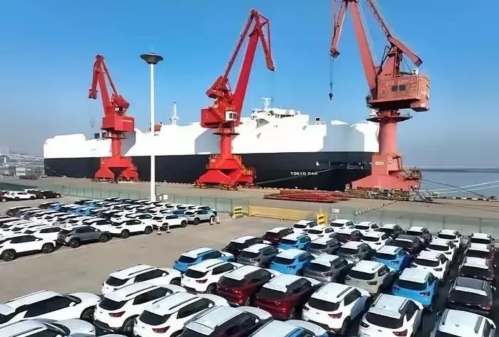 五月的尾巴甩出一记惊雷——比亚迪在欧洲电动车市场以7231辆的销量，首次以66辆