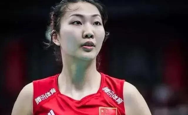 女排欧冠半决赛前，袁心玥共打了7场24局
总得分74分，74扣48中2失误5被拦