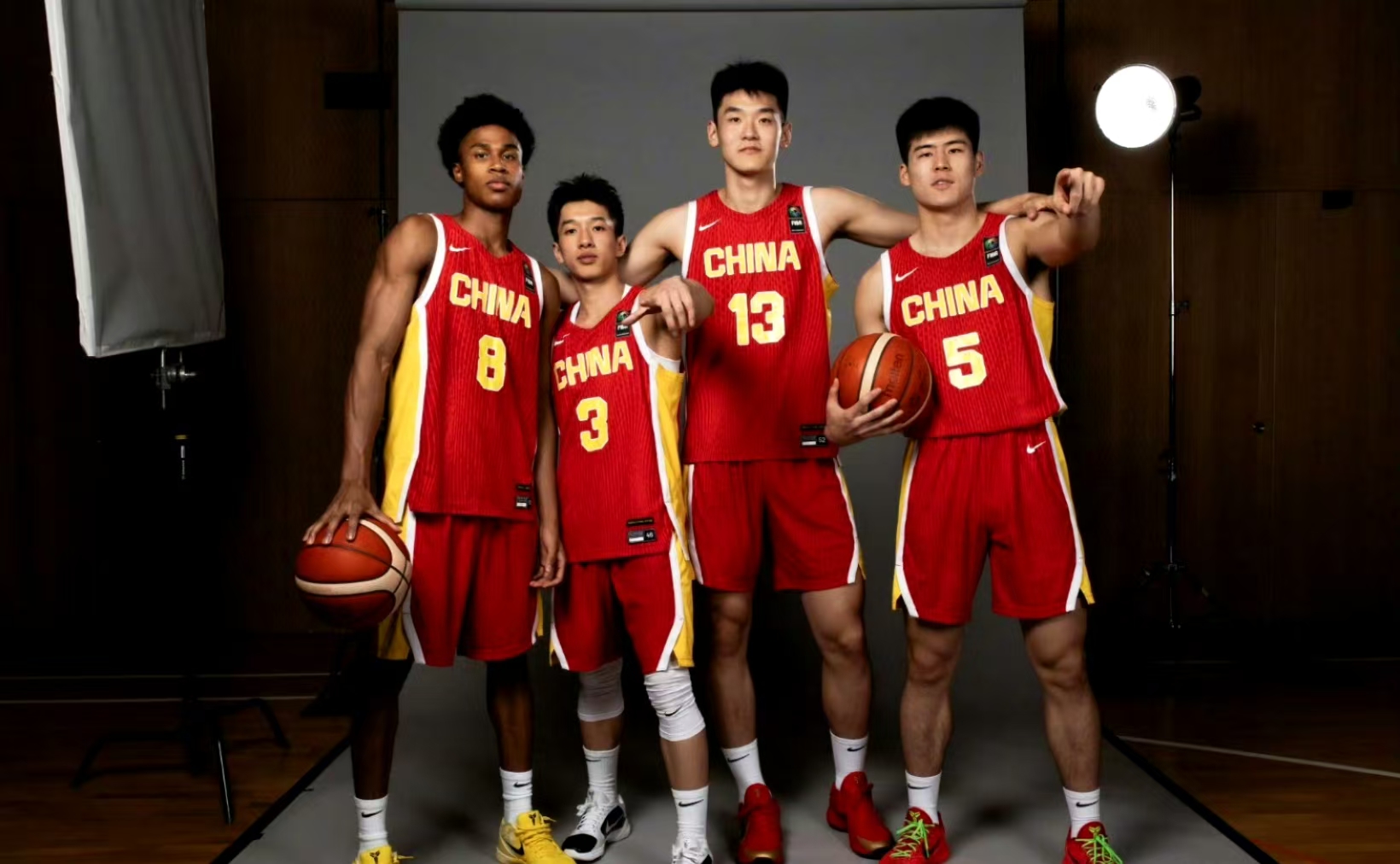 广东国青三将归队有望出战今晚澳洲杯热身赛，徐昕已道歉