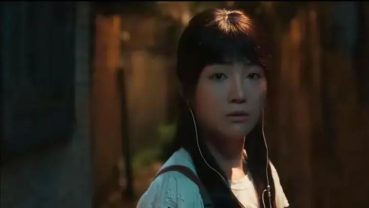 树影迷宫：妙龄少女被害，追凶十八年，才知真凶是藏在胡同里的他