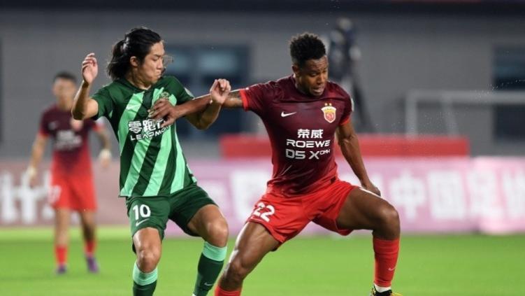 告别冠军后腰茹萨，上海海港要如何补强中场