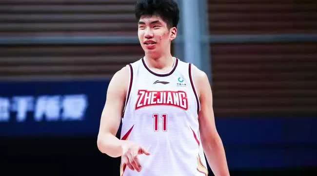 热烈祝贺中国男篮新星余嘉豪加盟西甲劲旅毕尔巴鄂篮球俱乐部！今天浙江稠州金租官方宣