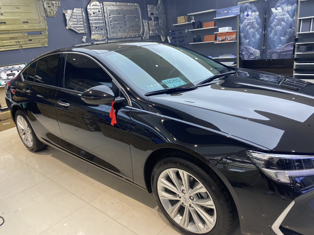 君威28T用车情况
28T君威，一直喜欢别克，目前1800公里，提车一个月，总体