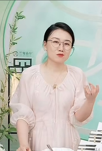 潇潇昨晚一连串的灵魂拷问，简直就是广大网友的嘴替，“西安到底有谁呀？”“西安到底