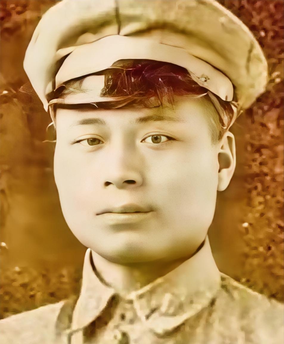1948年3月初，邱行湘去见蒋介石，一个副官说：“老头子这几天脾气不好，你要小心