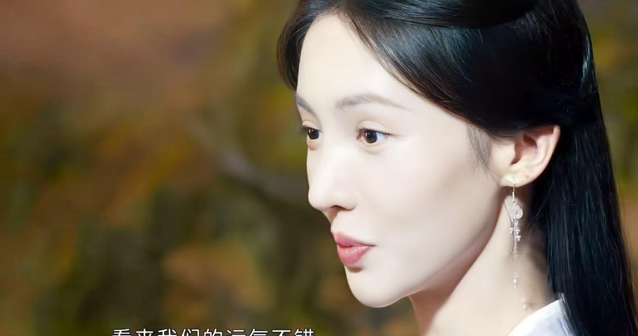 《凡人修仙传》：掩月宗不愧是越国第一大派，装备比黄枫谷高级多了！
越国七大派分别