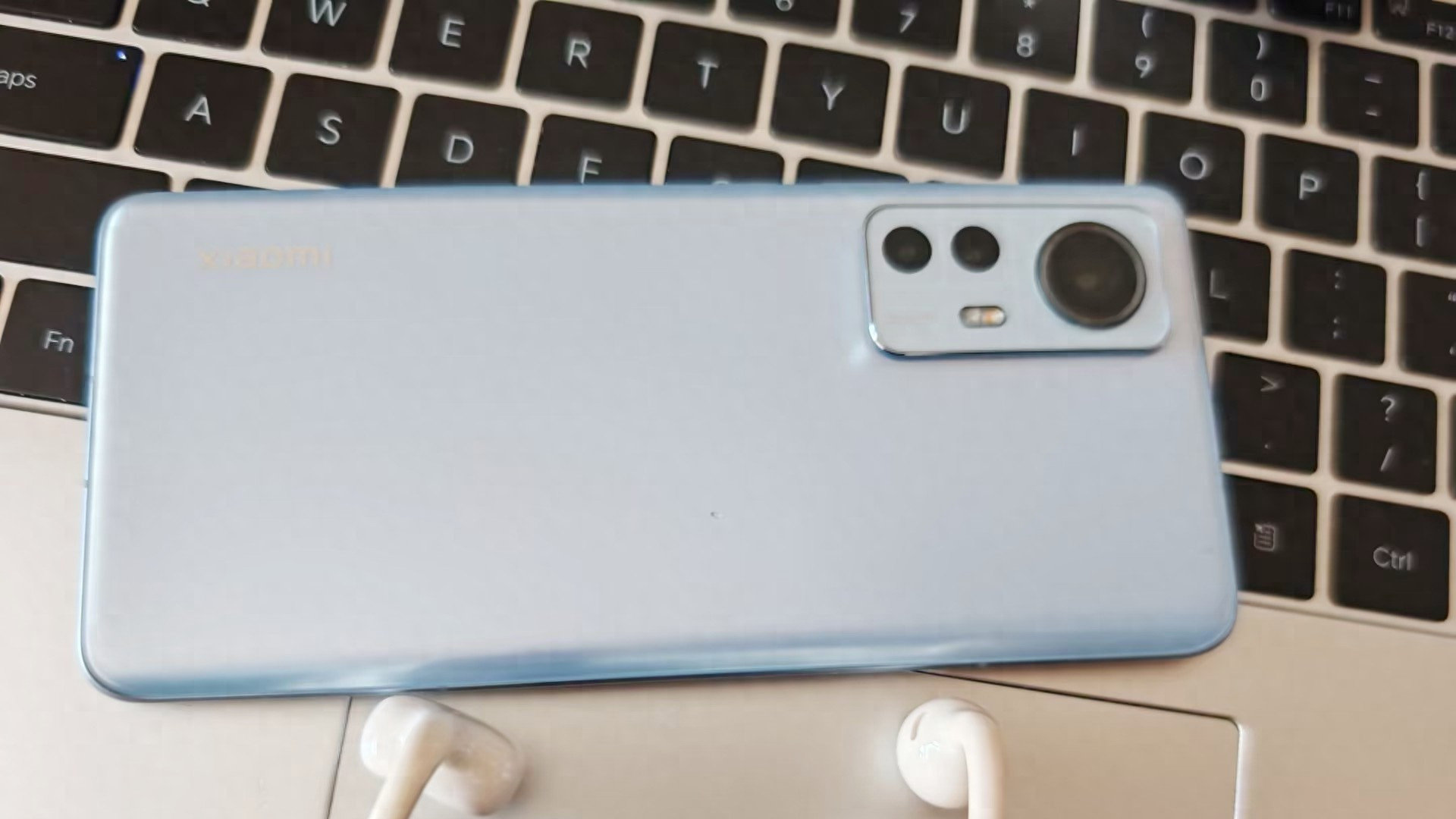 轻便小巧享受惊艳音质! 漫步者 FitClip Ultra耳夹耳机之体验