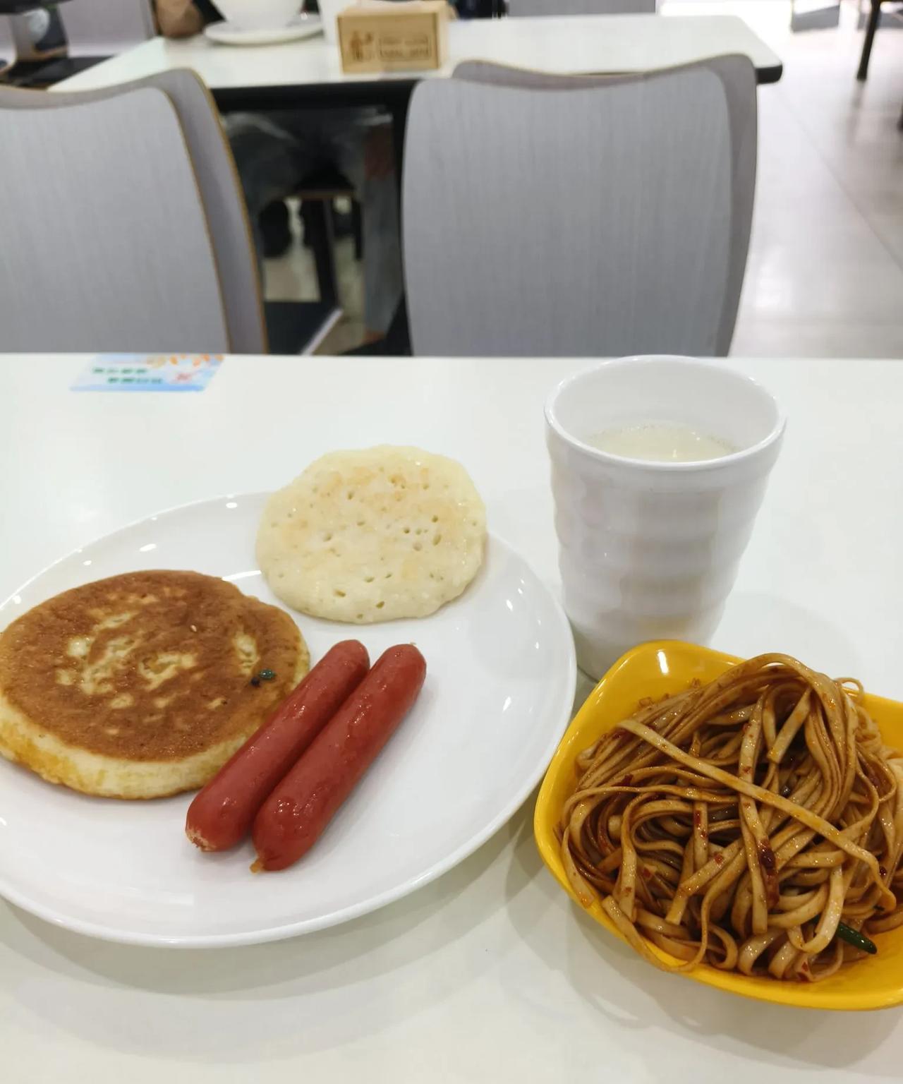 看中国男篮比赛，今天对印度会是一场虐菜吗？
男篮的人员大换血，上一场对沙特表现最