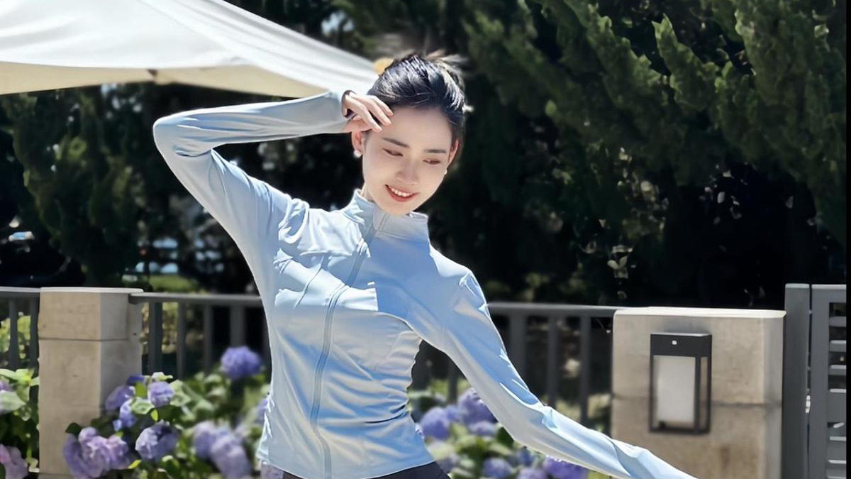 好瘦啊~冬季显瘦穿搭针织衫+瑜伽裤