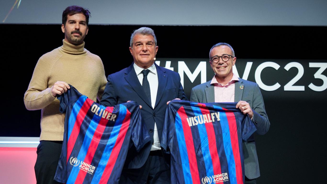 世体：巴萨把蒙特惠奇季票延至季末，很可能下赛季才回诺坎普