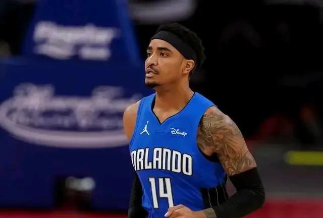 #NBA# 7月2日NBA早报与热点新闻！
重磅！联盟爆发多笔大交易，湖人仍按兵