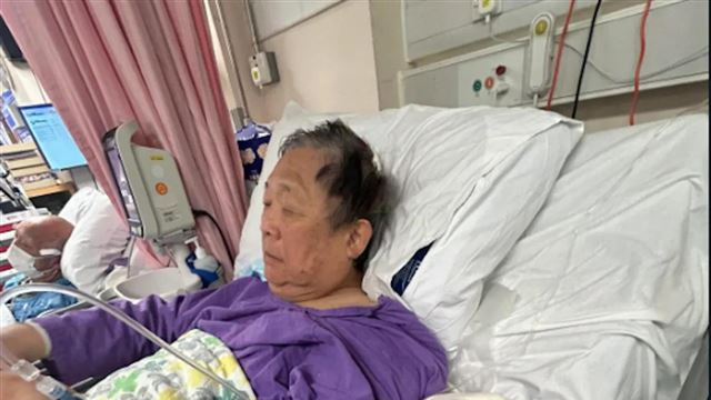 80岁秦煌迎来大寿 李力持和姜大卫前往探望 精神状态更胜从前