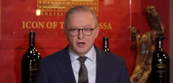 2025年7月，台海局势的紧张氛围像夏天的热浪，笼罩着亚太地区。



美国突然