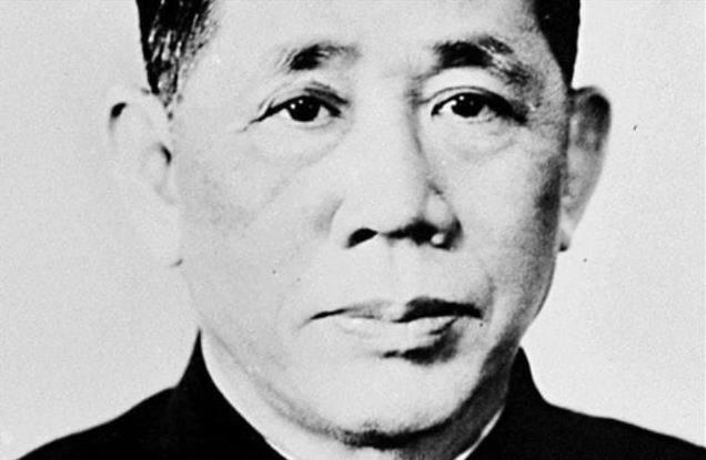 在越南战争期间，胡志明只是作为象征性人物在领导越南的反抗斗争，实际权力掌握在幕后