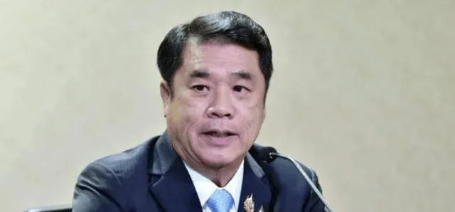 泰国代总理 竟是华人后代











泰国总理出事了！暂停职务！谁来顶