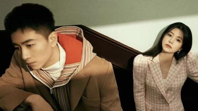 离婚后陈晓面相大变！眼袋明显，网友惊呼不认！