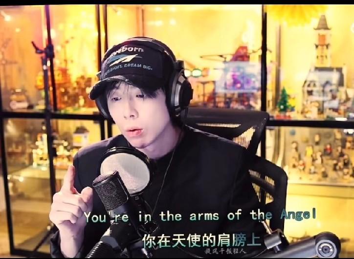 #刘宇宁 直播辟谣与经纪人恋情# 刘宇宁这辟谣速度没谁了！经纪人已婚、送机的是邱