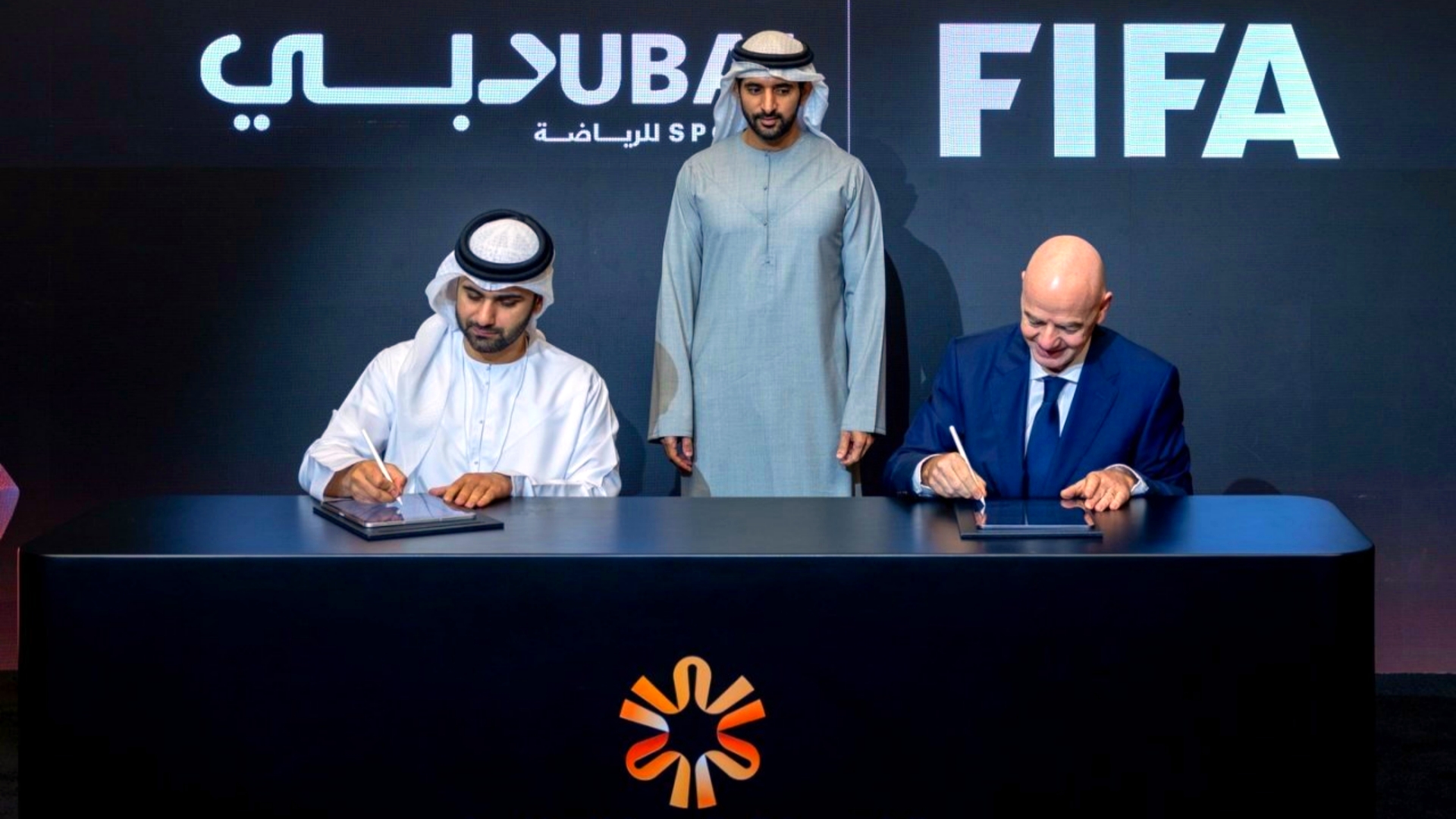 国际足联与迪拜体育理事会达成合作协议，将创立新的年度全球奖项，表彰场上场下最佳表