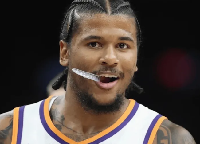 太阳更新官方社媒，公布了球队的伤病报告。
杰伦-格林（右腿筋拉伤）、格雷森-阿伦