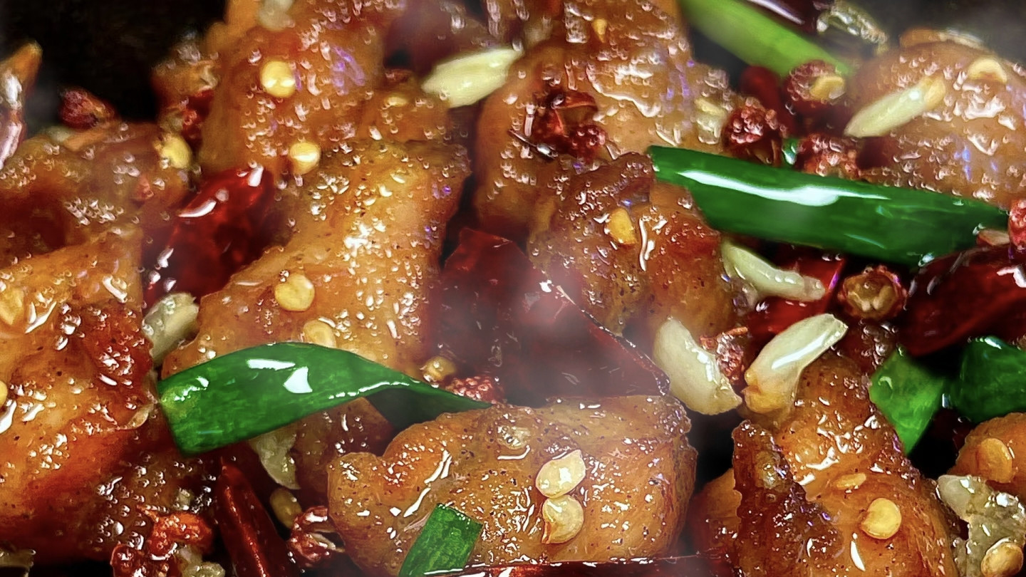 一定要试试这个做法！麻辣鲜香到舔盘的辣子鸡