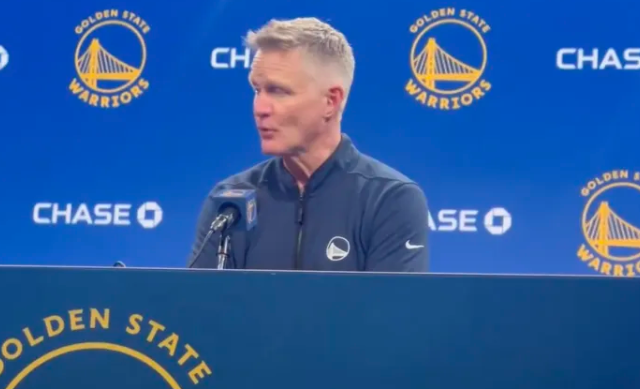 NBA常规赛，勇士118-107击败太阳。
赛后勇士主帅史蒂夫-科尔谈到了球员摩