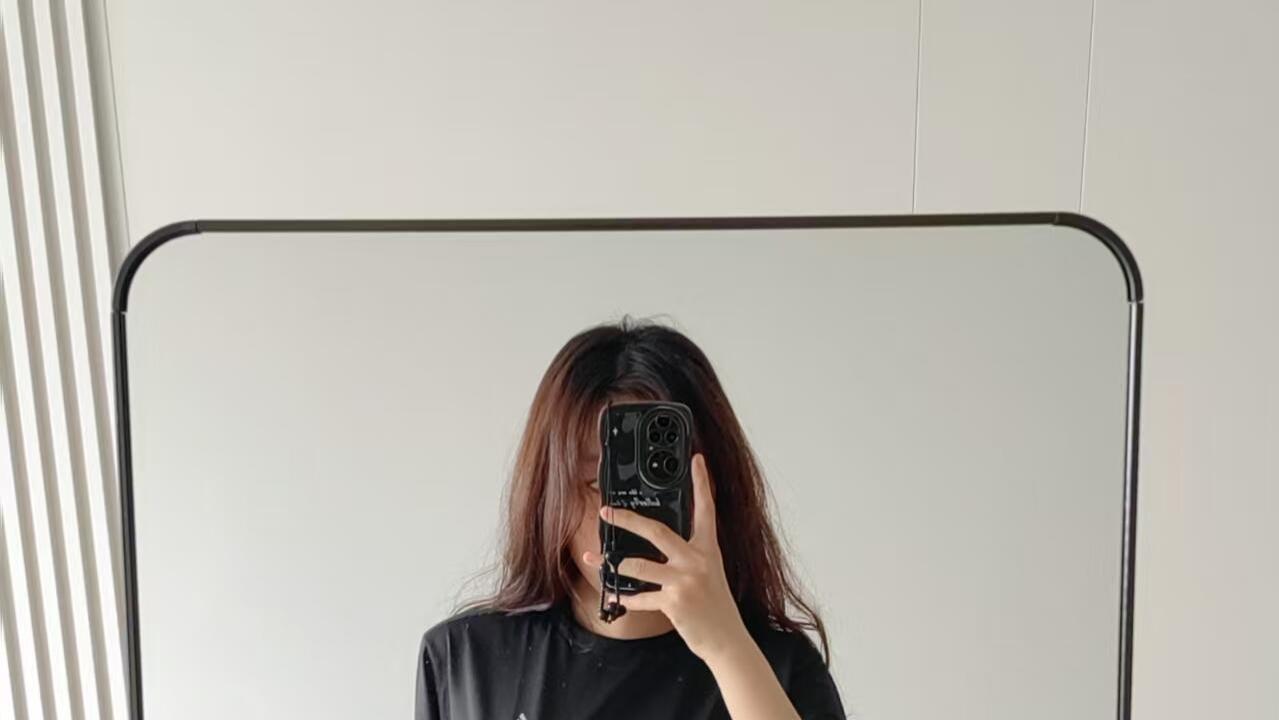 大热天拖鞋配牛仔裤